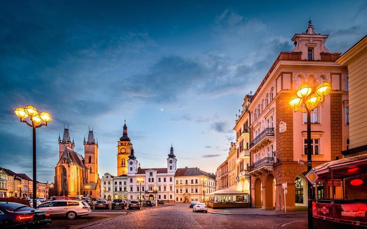 Fifty Shades Of Gray Studio, City Center Hradec Králové 외부 사진